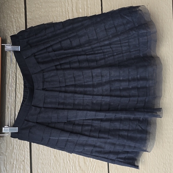 BCBGMaxazria Alegra Bias Tiered black tiered mesh mini skirt XS - Picture 4 of 9